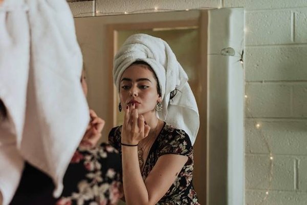 Quels sont les produits de beauté incontournables pour une routine soin ?